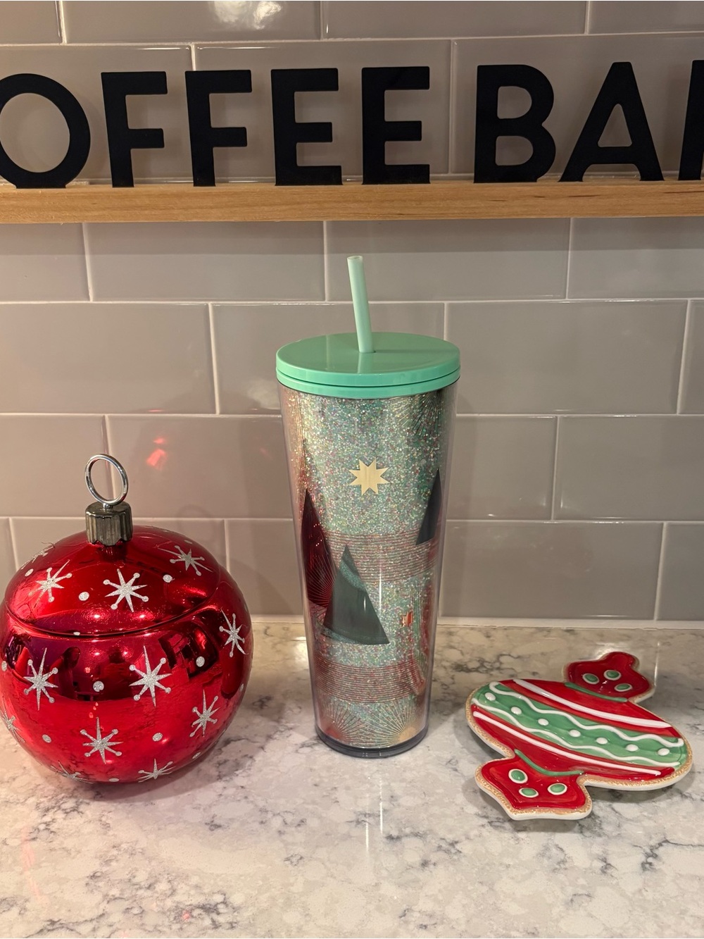 STARBUCKS Holiday 2020 Glitter Christmas Tree Cold Cup, Venti 24 oz Tumbler